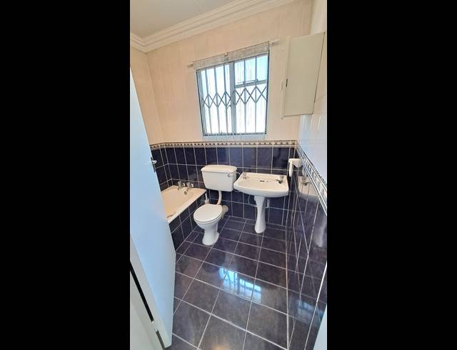 3 BEDROOM TOWNHOUSE FOR SALE IN THREE RIVERS PROPER